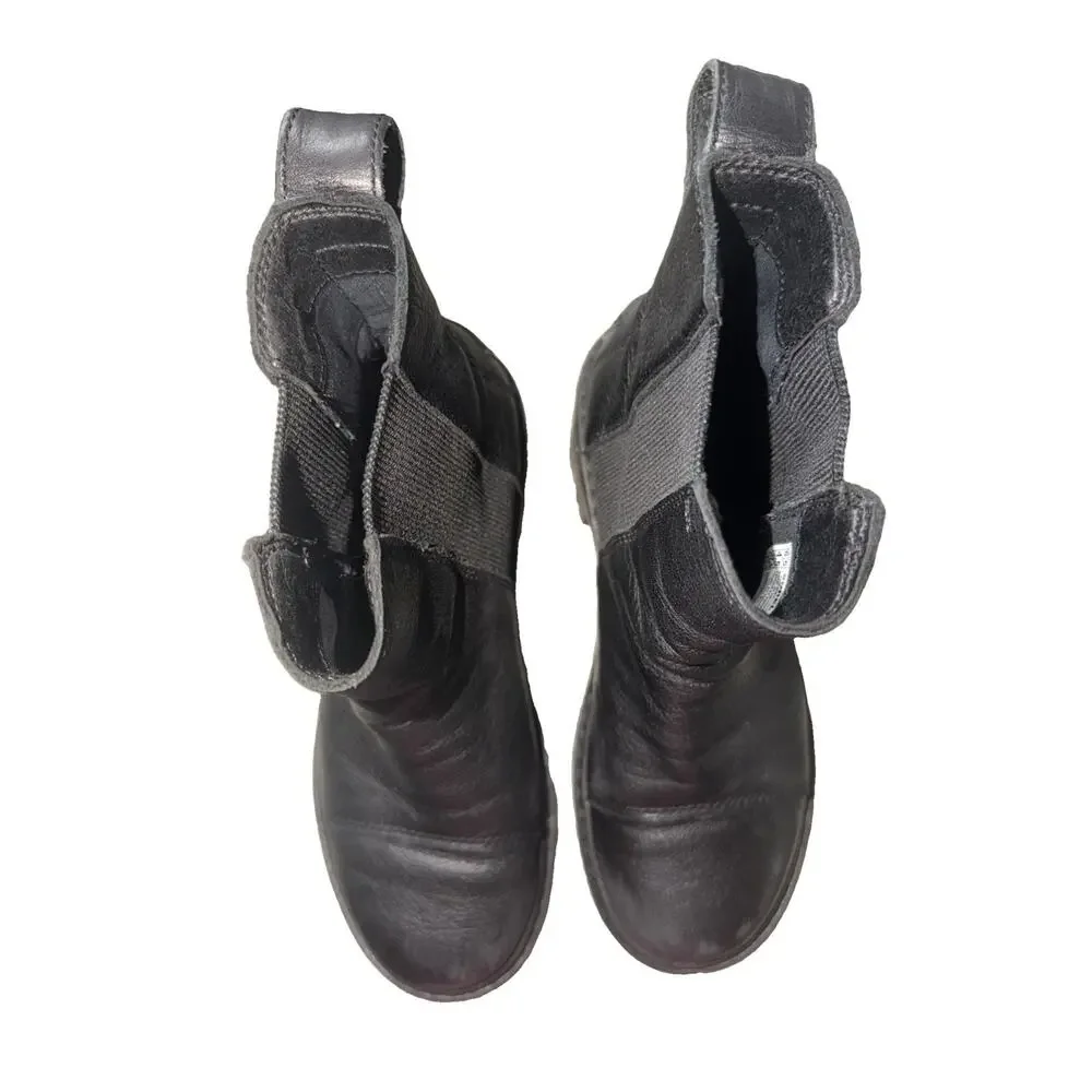 Sorel Joan Chelsea Leather Black Pull-on Ankle Combat Boots Lug Sole 6.5 SRS2